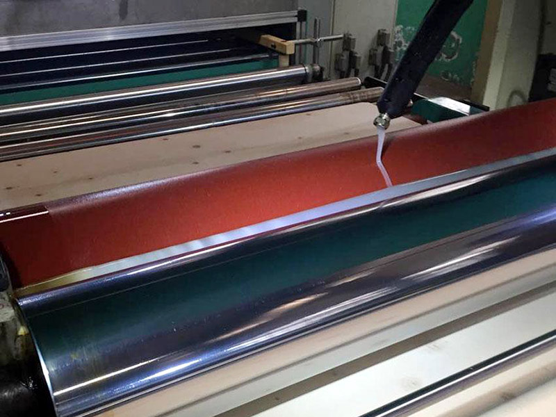 絲網(wǎng)印和熱轉(zhuǎn)印哪個(gè)好？揭秘哪個(gè)更適合你的需求